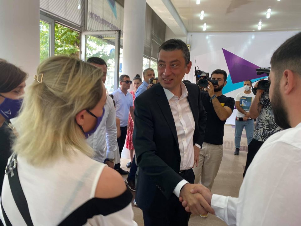 გიორგი გახარიამ ქუთაისში პარტია „საქართველოსთვის“ ოფისი გახსნა