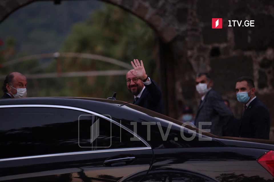 ქართული მხარე ბათუმის საერთაშორისო კონფერენციის მონაწილეებს გონიოს ციხეში ვახშამზე მასპინძლობს [ფოტო/ვიდეო]