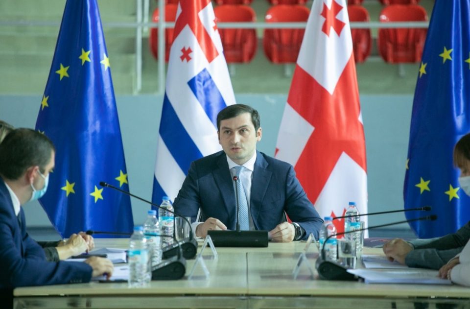 თორნიკე რიჟვაძე მოქალაქეებს ვაქცინაციისკენ მოუწოდებს