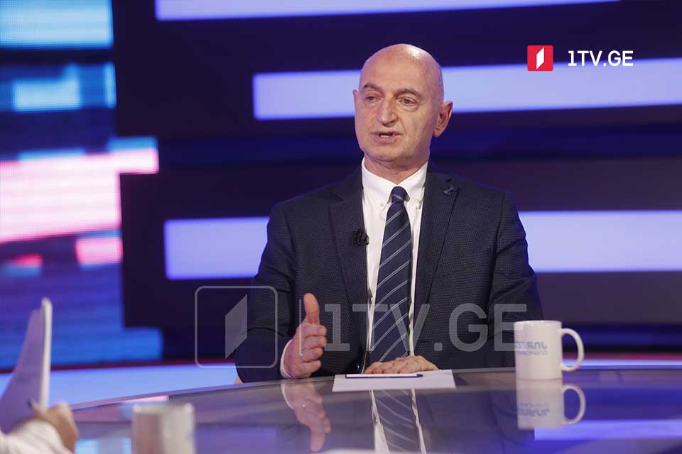 İvane Çxaidze – Peyvəndin ilk dozasından sonra ciddi yan təsiri olan insanlar başqa bir peyvənd növü ilə ikinci peyvəndi ola biləcəklər