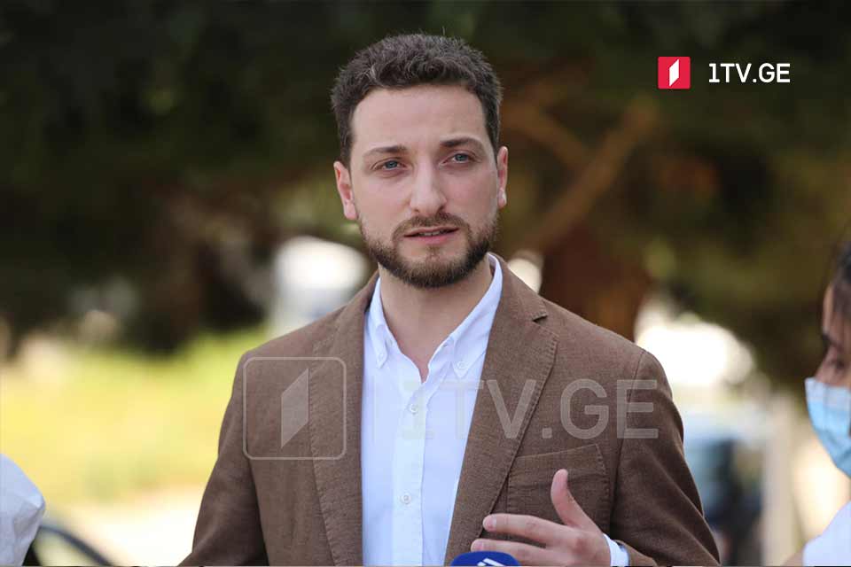 გიორგი ხვედელიანი – ინტენსიურად ვმუშაობთ როგორც დედაქალაქში, ისე რეგიონებში, უმოკლეს დროში გაერთიანებული ოპოზიცია წარმოდგენს საერთო კანდიდატებს