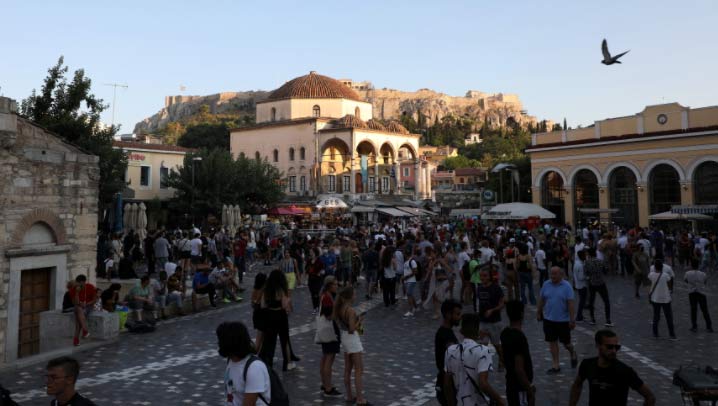 საბერძნეთმა ტურისტებში პოპულარულ ორ კუნძულზე კომენდანტის საათი დააწესა