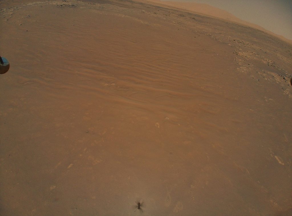 მარსის ვერტმფრენმა მავალი „პერსევერანსი“ მაღლიდან გადაიღო — #1tvმეცნიერება