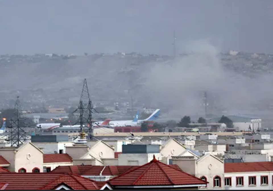 Medianın məlumatına görə, "Taliban" Kabil aeroportunda baş verən terror aktını qınayır