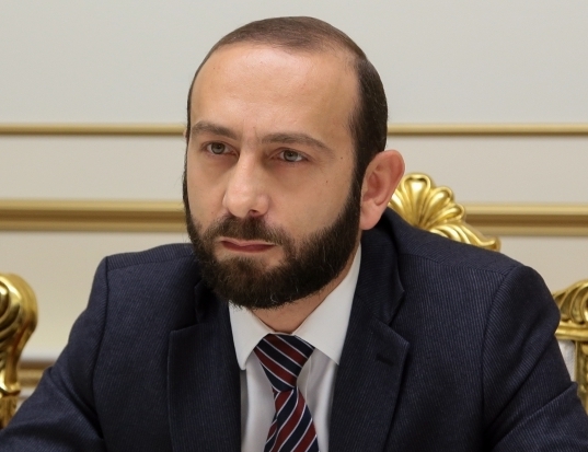 სომხეთის საგარეო საქმეთა მინისტრი აცხადებს, რომ ერევანი მზადაა, თანასწორობისა და ძალის გამოუყენებლობის საფუძველზე აზერბაიჯანთან მოლაპარაკებები განაახლოს