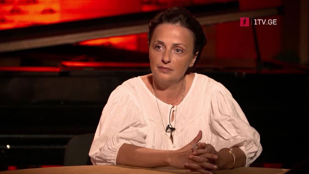 „მუსიკის 12 მოციქული“ – კომპოზიტორი ქეთი გაბისიანი სტუმრად დათო ევგენიძესთან, 9 სექტემბერი, 23:00