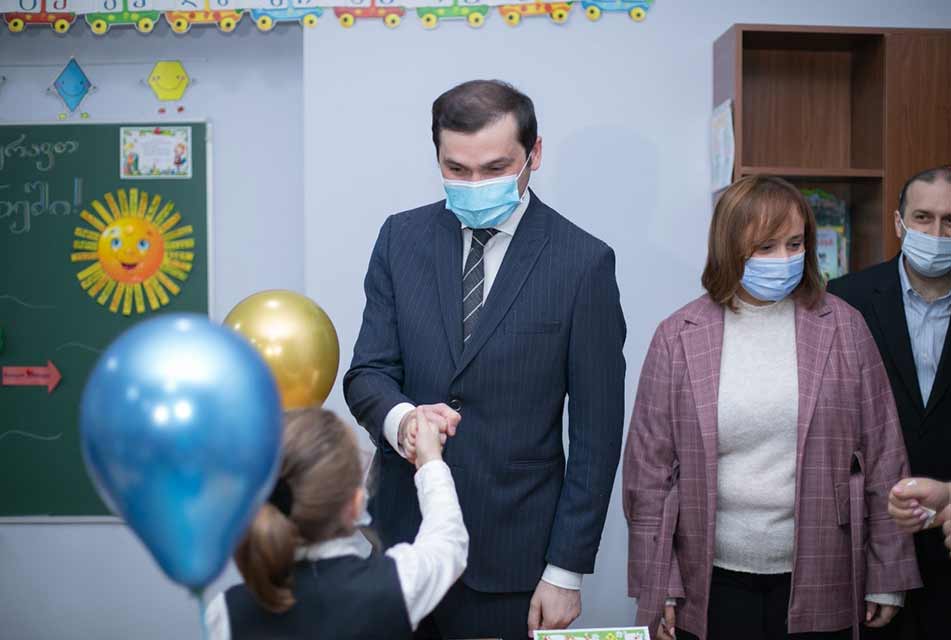Acara Təhsil Nazirliyinin məlumatına görə, məktəblərdə koronavirusun prevensiyası üçün lazımi tədbirlər görülür
