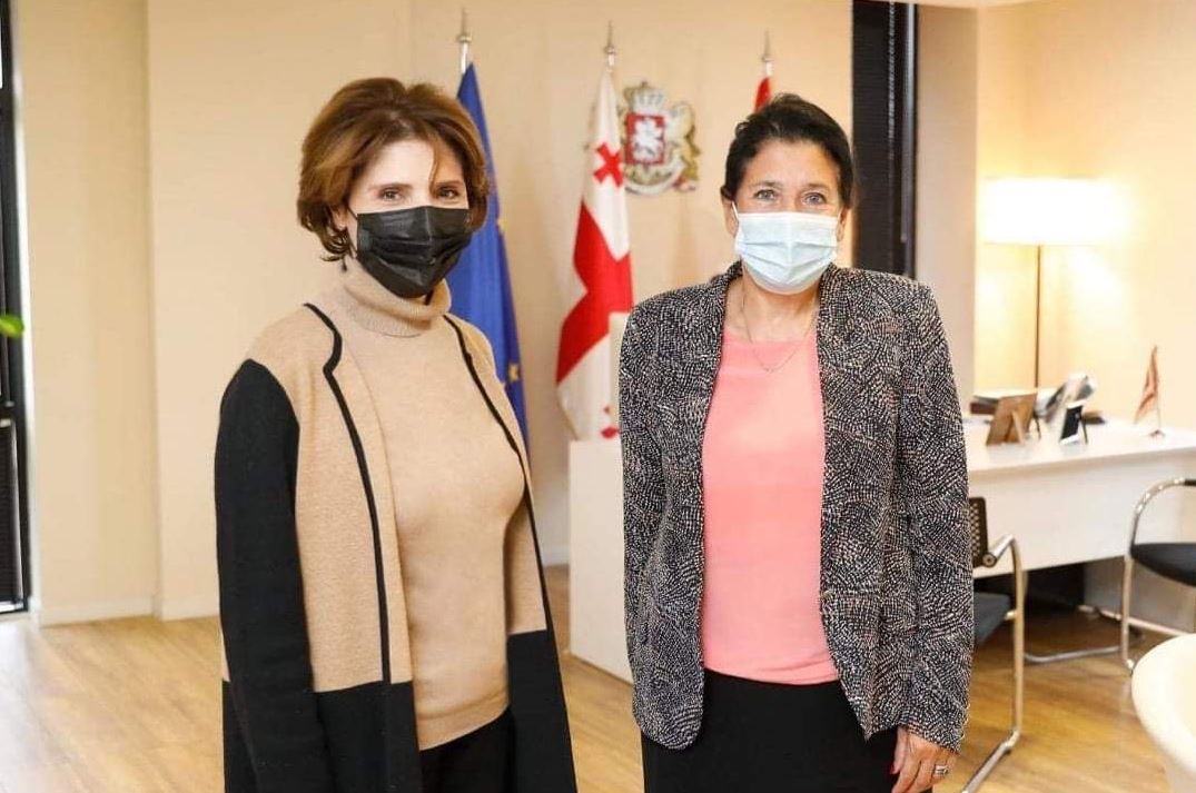 სალომე ზურაბიშვილმა და ელისო ბოლქვაძემ ბათუმის შავი ზღვის ხელოვნების ფესტივალის საკითხზე იმსჯელეს