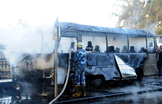 სირიის დედაქალაქში სამხედრო ავტობუსის აფეთქების შედეგად 14 ადამიანი დაიღუპა