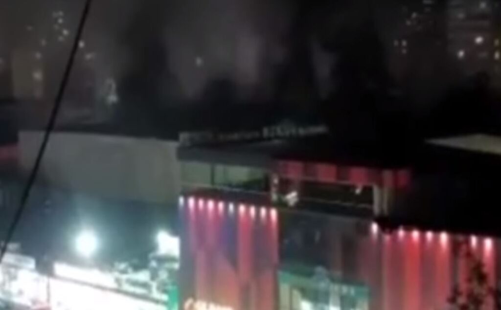 “Qldani Plaza” ticarət mərkəzində yanğın var idi
