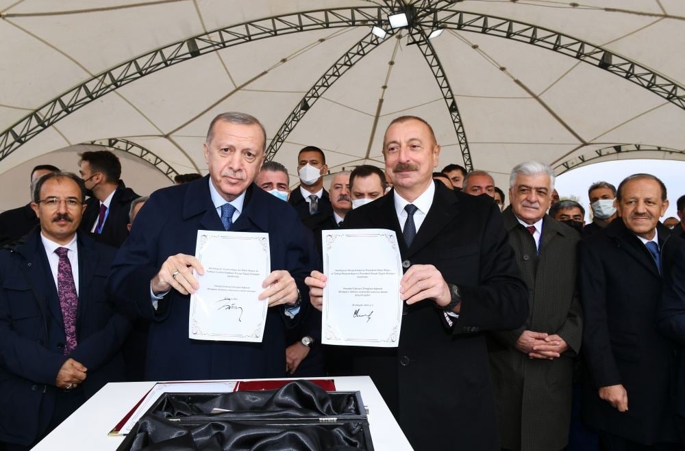 აზერბაიჯანისა და თურქეთის პრეზიდენტებმა „ზანგეზურის დერეფნის“ გზის მშენებლობას ჩაუყარეს საფუძველი