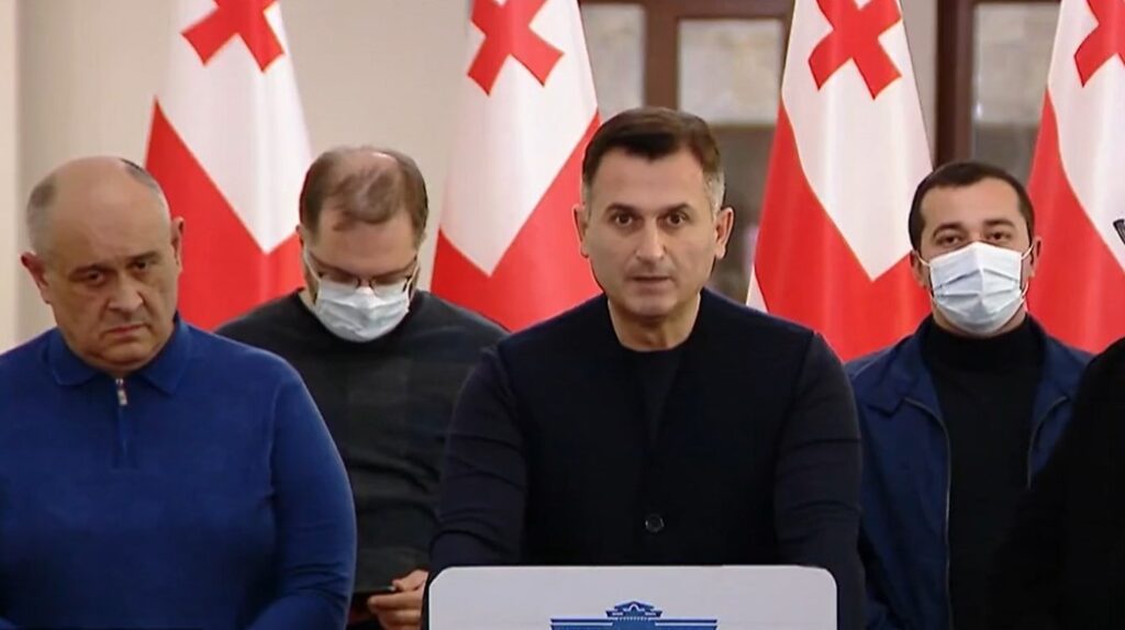 Девять депутатов от оппозиции объявили голодовку с требованием перевода Михаила Саакашвили в гражданскую поликлинику