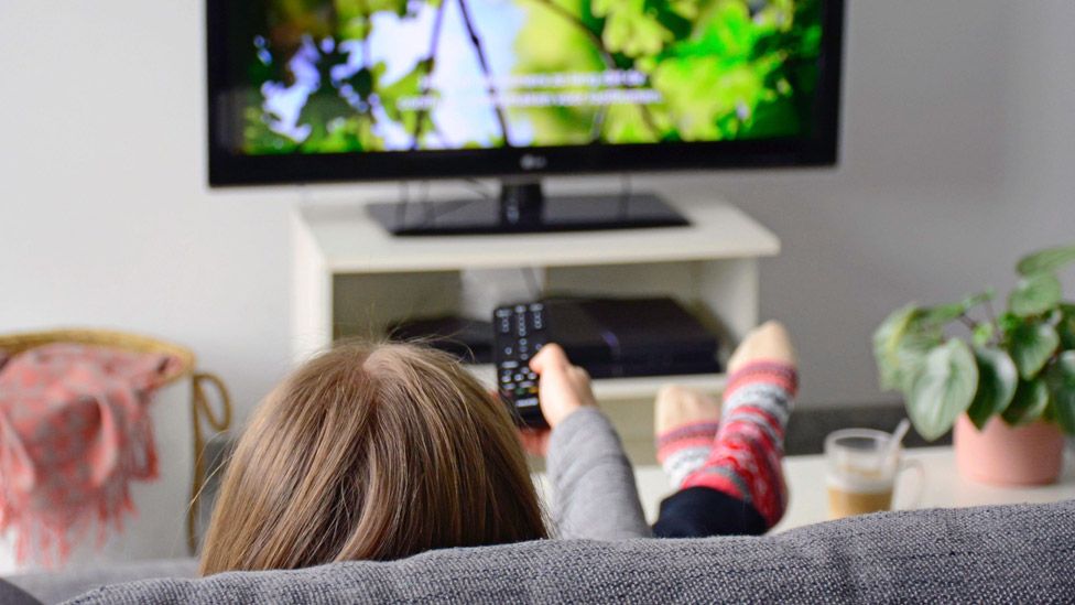 „ბიბისი“ - კვლევის თანახმად, ახალგაზრდები, ხანდაზმულებთან შედარებით, ოთხჯერ უფრო ხშირად უყურებენ ტელეგადაცემებს სუბტიტრებით