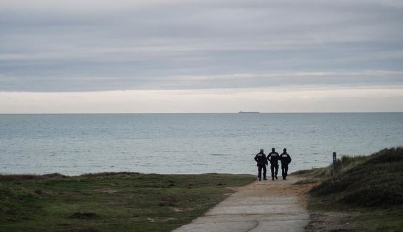 საფრანგეთში, კალეს სანაპიროსთან მიგრანტებით სავსე ნავის ჩაძირვის შედეგად 27 ადამიანი დაიღუპა
