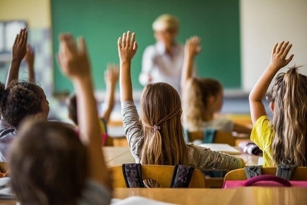 ღია სტუდია - საქართველოს სკოლებში მოსწავლეებს სოციალურ-ემოციურ უნარებს განუვითარებენ