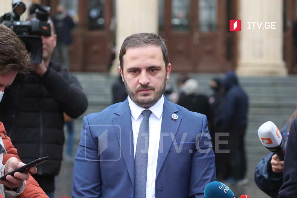 Prokuror – istintaqla müəyyən olundu ki, Mixail Saakaşviliyə sərhədi qanunsuz keçməkdə əvvəlki hökumətin güc strukturunun yüksək rütbəli məmuru kömək edirdi