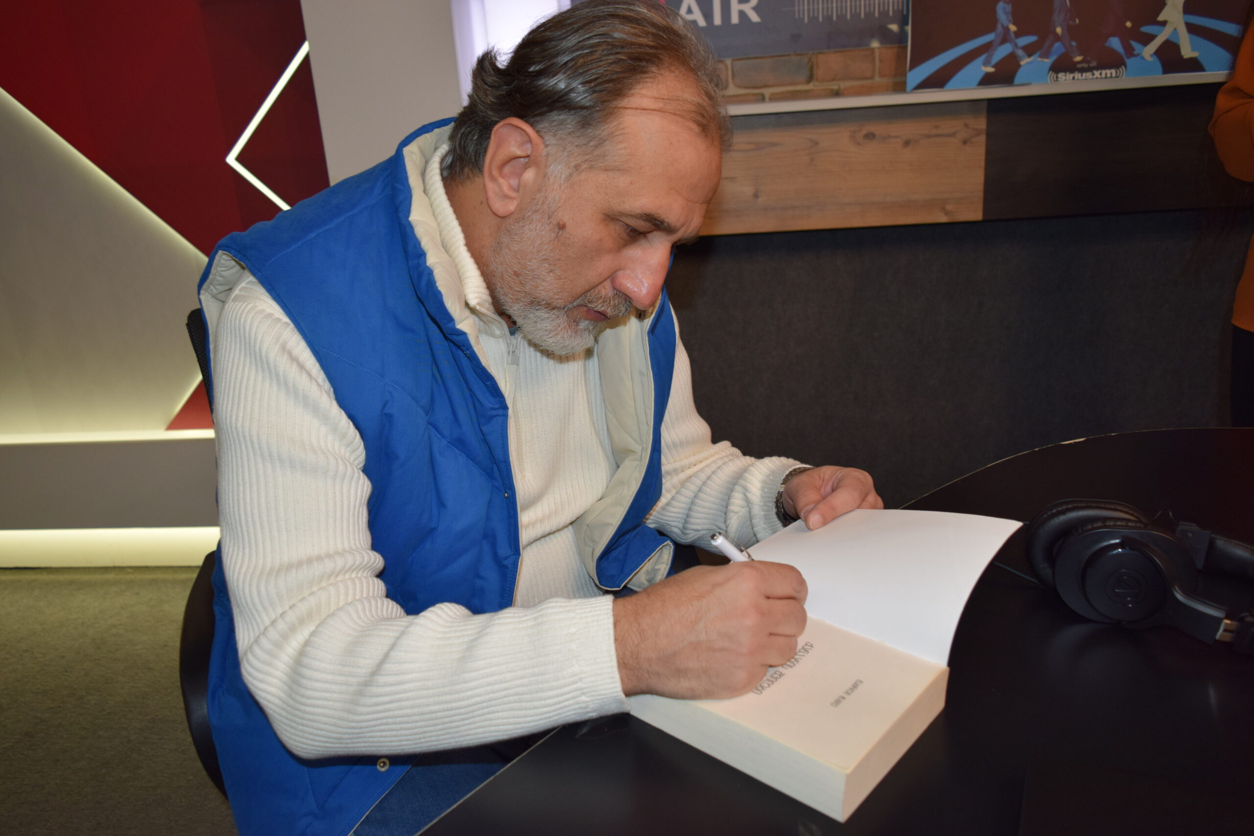 პიკის საათი - გზა „ქანაანის შვილებიდან“ „ანგელოზთა საკითხავამდე“ და...