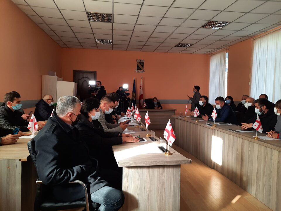ჩხოროწყუს მუნიციპალიტეტის საკრებულოს თავჯდომარე დღესაც ვერ აირჩიეს
