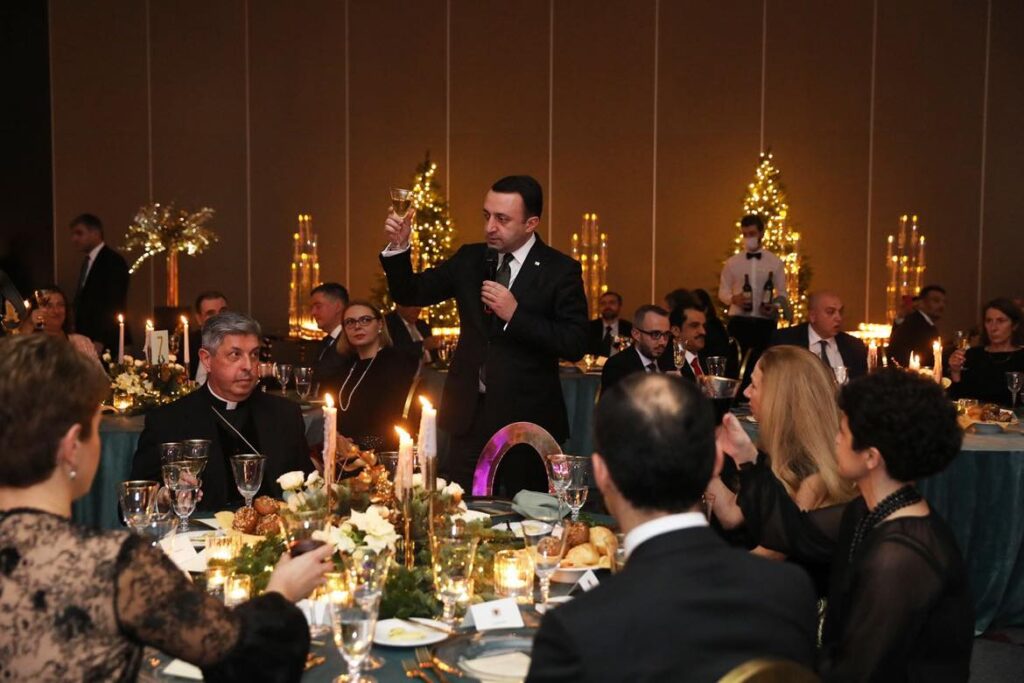 Georgian PM holds festive reception for diplomatic corps