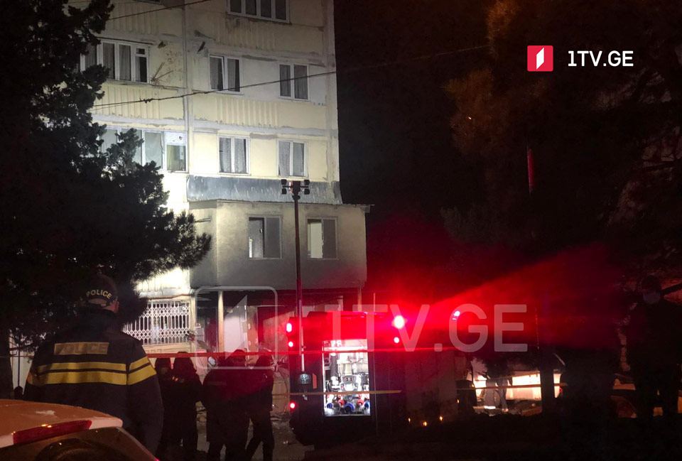 İsani rayon qamqebelisi bəyan edir ki, Vazisubanidə partlayış nəticəsində beş nəfər xəsarət aldı, onlardan birinin vəziyyəti ağırdır