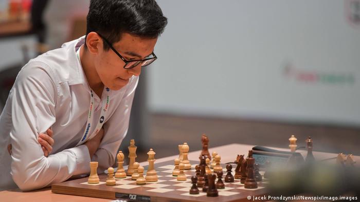 17 წლის უზბეკმა სწრაფ ჭადრაკში მაგნუს კარლსენი დაამარცხა და მსოფლიო ჩემპიონი გახდა #1TVSPORT