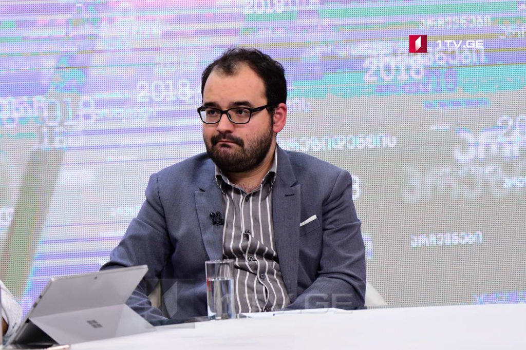 “Lelo”nun üzvü Qriqol Qeqeliya deyir ki, onlar Saakaşvilinin işi üzrə parlament komissiyasının yaradılmasını dəstəkləyirlər