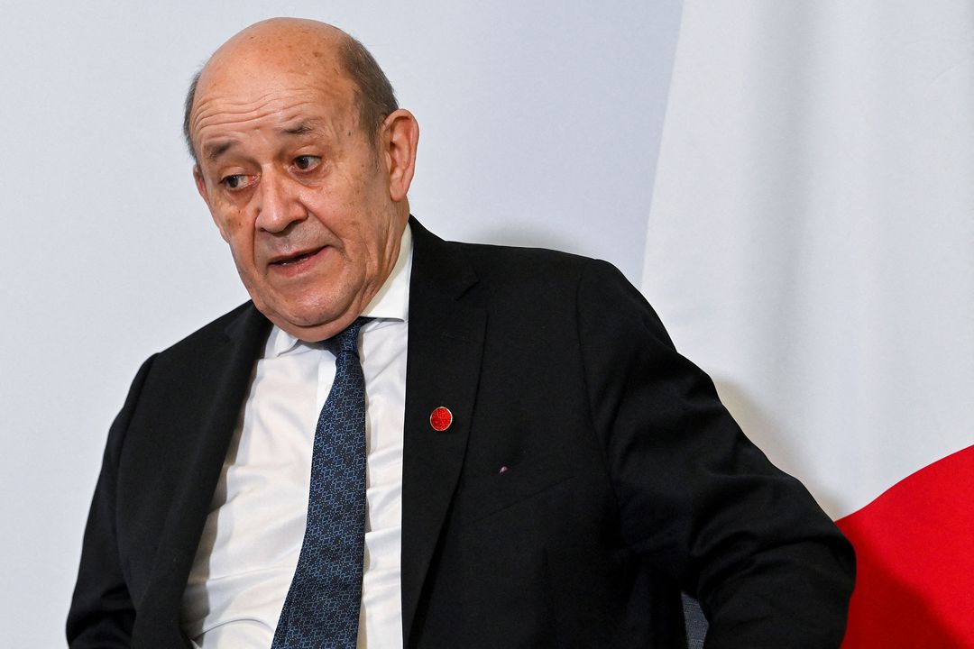 საფრანგეთის საგარეო საქმეთა მინისტრი აცხადებს, რომ რუსეთი უკრაინის საკითხზე აშშ-სთან პირდაპირი მოლაპარაკებებით, ევროკავშირის გვერდის ავლას ცდილობს