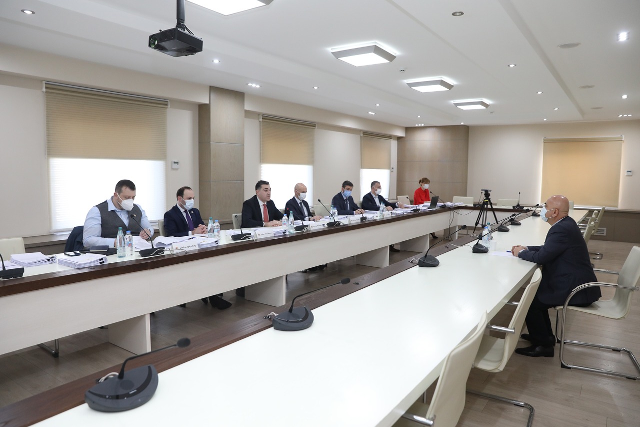 პრემიერის პრესსამსახური საკონკურსო კომისიების მიერ პერსონალურ მონაცემთა დაცვისა და სპეციალური საგამოძიებო სამსახურების უფროსების კანდიდატურების შერჩევასთან დაკავშირებით ინფორმაციას ავრცელებს