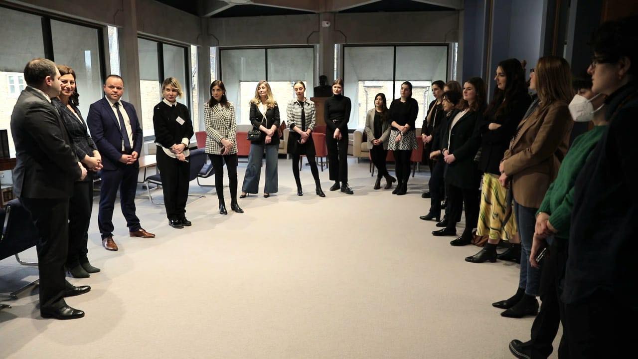 საქართველოს საპარლამენტო დელეგაცია გაერთიანებულ სამეფოში ვიზიტის ფარგლებში ოქსფორდის უნივერსიტეტს ეწვია