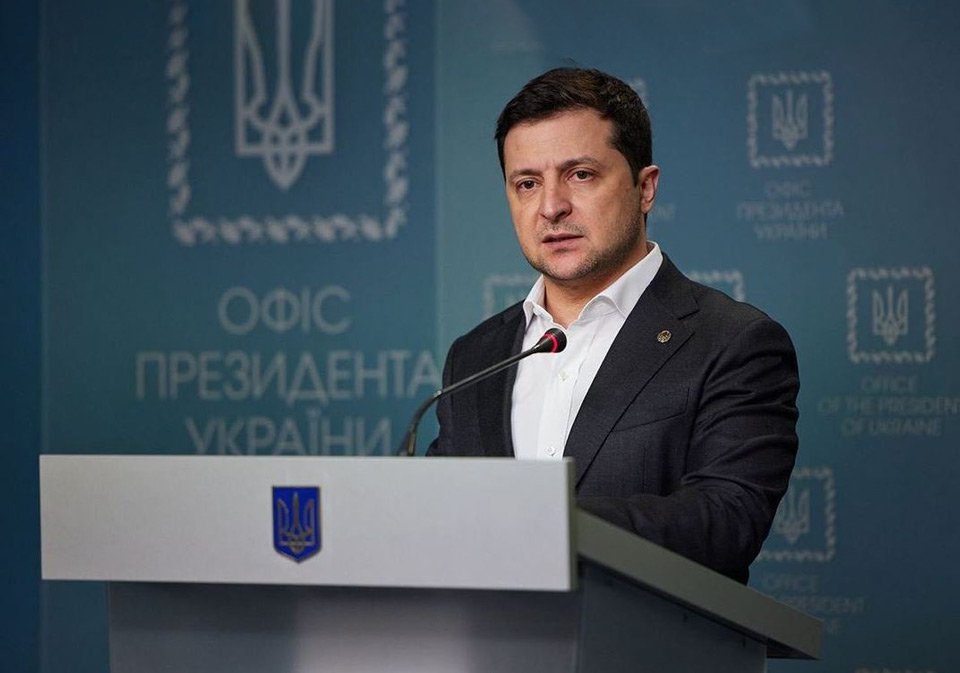 Vladimir Zelenski ölkələri neytral qalmamağa və müharibəyə qarşı koalisiyaya qoşulmağa çağırdı