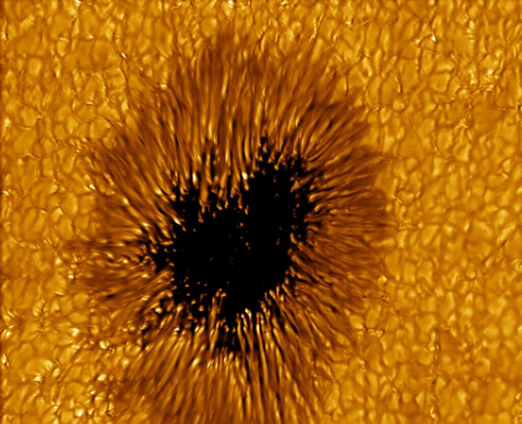 ახალმა ტელესკოპმა დეტალებში გადაიღო გიგანტური მზის ლაქა, რომელიც თითქმის დედამიწის ზომისაა — #1tvმეცნიერება