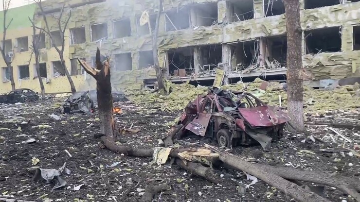მარიუპოლში, საოკუპაციო ძალების მიერ სამშობიარო სახლისა და ბავშვთა ჰოსპიტლის დაბომბვის შედეგად, 17 ადამიანი დაშავდა