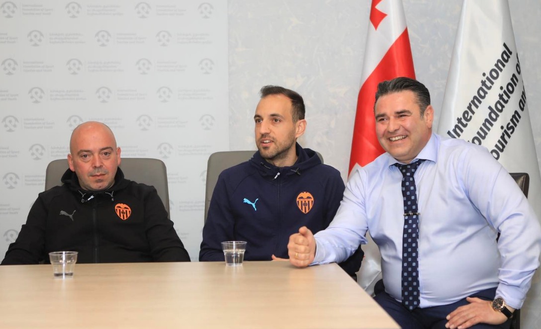 „ვალენსიას“ აკადემიის დირექტორი - ვინც ჩვენს ძირითადში ვერ მოხვდება, შეიძლება „საბურთალოს“ ჩემპიონატში და ევროტურნირებზე დაეხმაროს #1TVSPORT