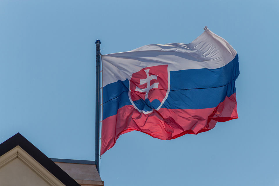 Martin Klus – Slovakiyanın Xarici İşlər Nazirliyi işğal olunmuş Sxinvali bölgəsində keçirilən qondarma prezident seçkilərini tanımır