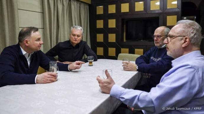 Polşa, Litva, Latviya və Estoniya prezidentləri Ukraynaya getdilər
