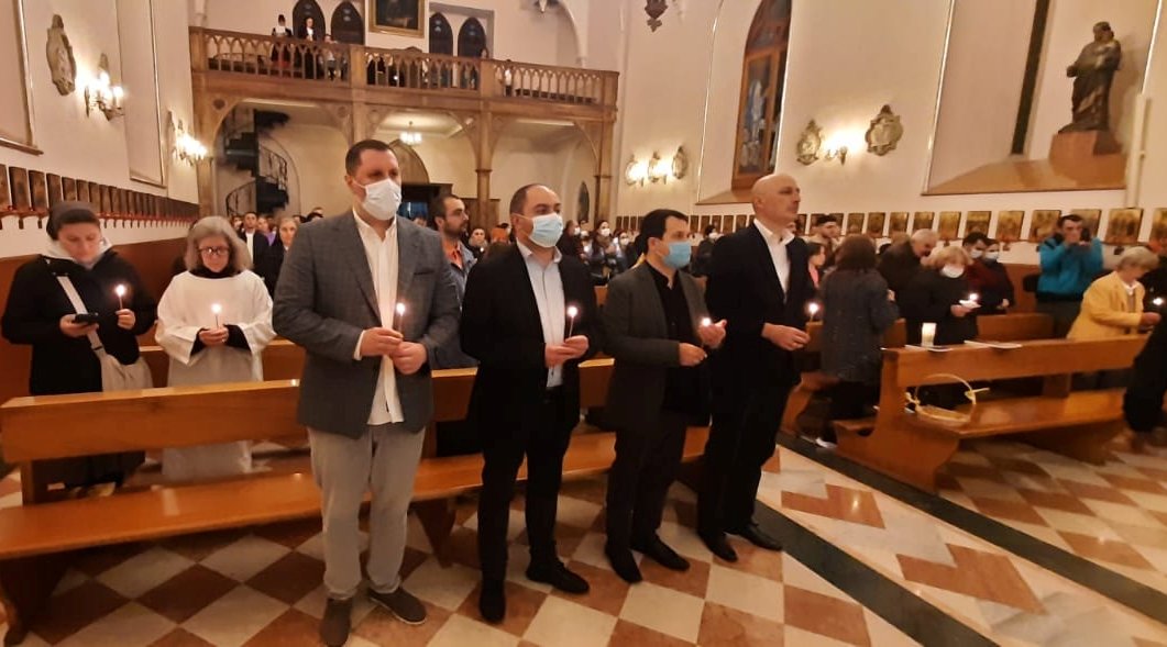 რელიგიის საკითხთა სახელმწიფო სააგენტოს თავმჯდომარემ კათოლიკე ეკლესიის სასულიერო დასსა და მრევლს აღდგომის დღესასწაული მიულოცა