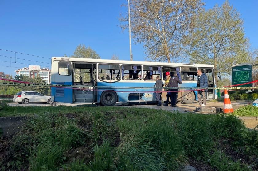 თურქეთის ქალაქ ბურსაში ავტობუსის აფეთქების შედეგად ერთი ადამიანი დაიღუპა, ცხრა კი დაშავდა