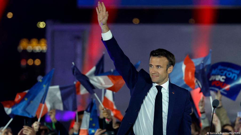 საფრანგეთის საპრეზიდენტო არჩევნებში ემანუელ მაკრონს ამომრჩეველთა 58,5 პროცენტმა დაუჭირა მხარი