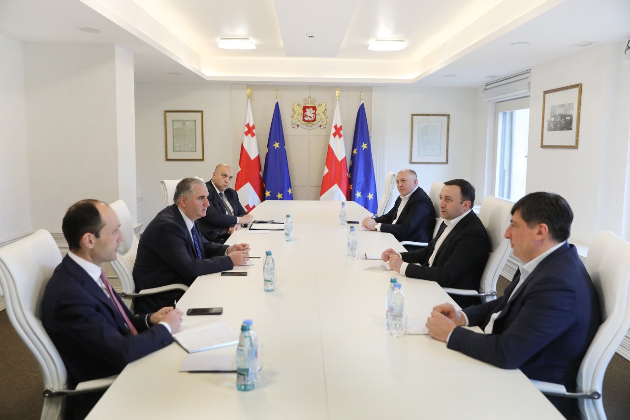 ეკონომიკური საბჭოს სხდომაზე განვადებით მშენებლობის მასშტაბური პროგრამა, საზოგადოებრივი დასაქმების პროგრამა და მიმდინარე ენერგეტიკული პროექტები განიხილეს