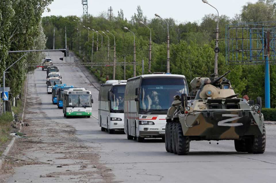 „როიტერის“ ინფორმაციით, უკრაინელი სამხედროები „აზოვსტალის“ ქარხანას ტოვებენ
