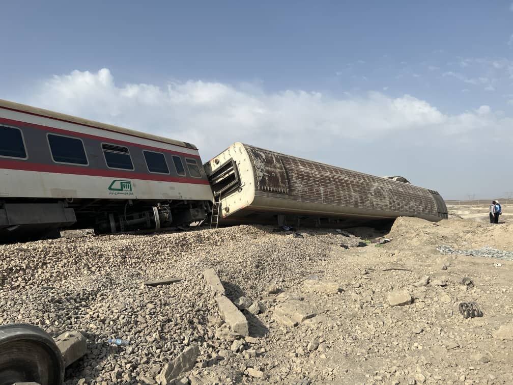მედიის ინფორმაციით, ირანში სამგზავრო მატარებელი რელსებიდან გადავიდა, დაღუპულია სულ მცირე 13 ადამიანი, დაშავდა 50-ზე მეტი მგზავრი 