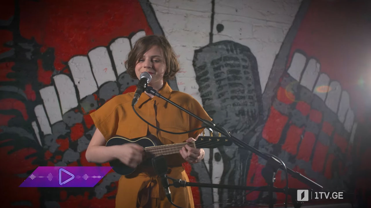 #აკუსტიკა ლიზი გოზალიშვილი - A girl called Red