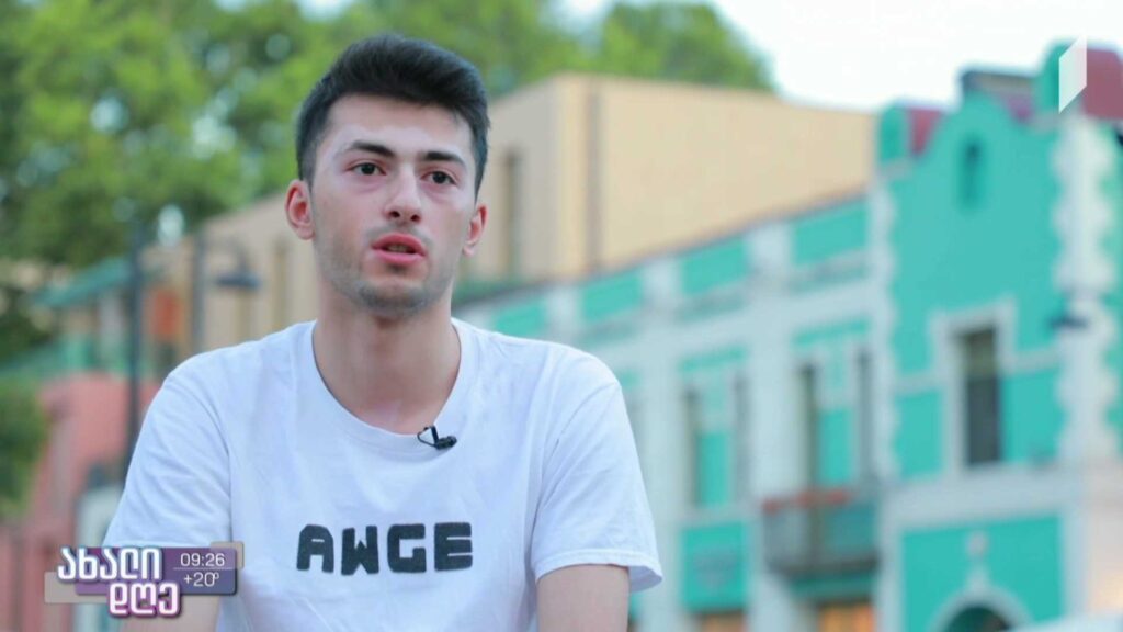 ქუჩის ფოტოგრაფი ნიკა კოხოძე
