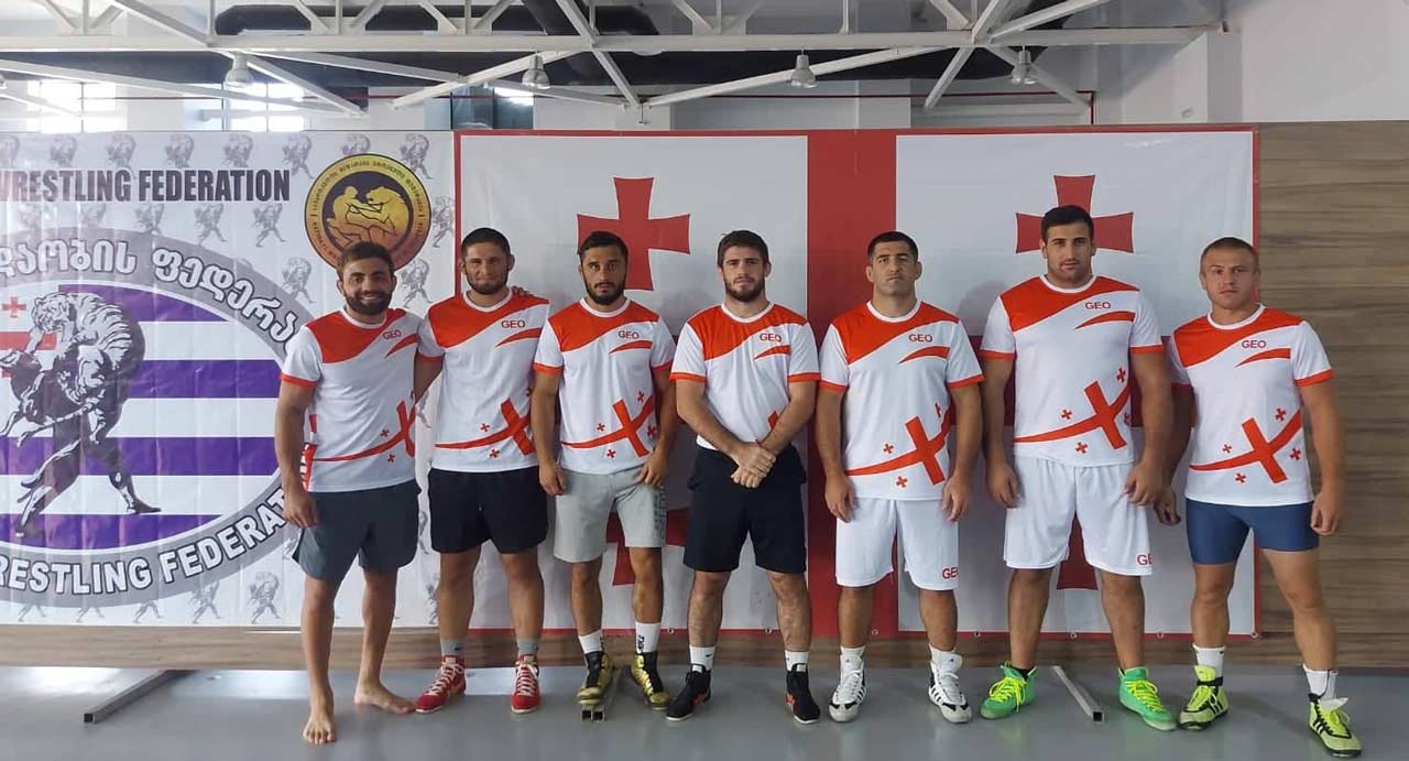 ქვიშის მოჭიდავეთა ნაკრები სეზონს რუმინეთში დაასრულებს #1TVSPORT