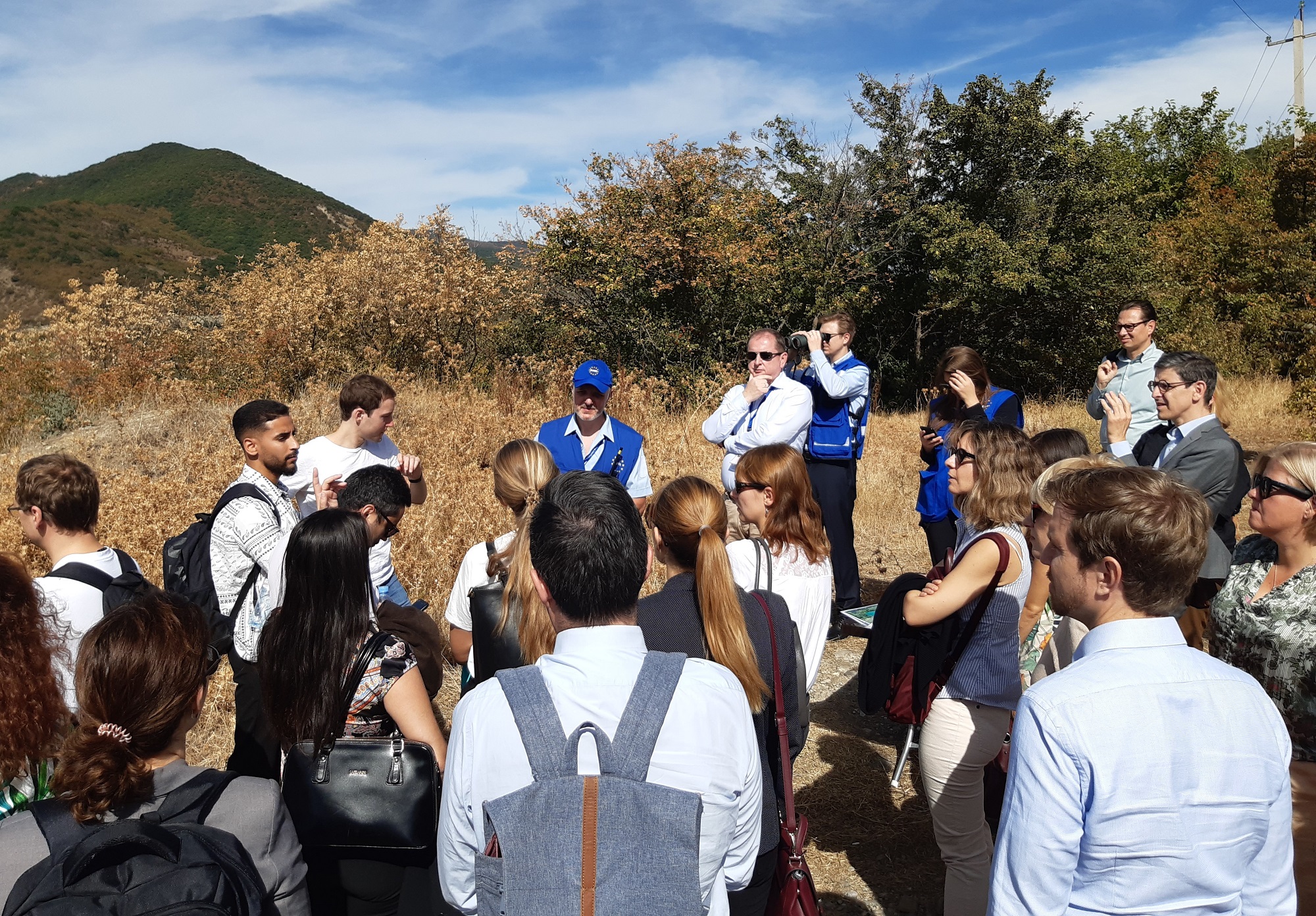 ევროკავშირის სადამკვირვებლო მისიის ხელმძღვანელი და ევროკავშირის საბჭოს სამუშაო ჯგუფის დელეგაცია საოკუპაციო ხაზთან, სოფელ ოძისში იმყოფებოდნენ
