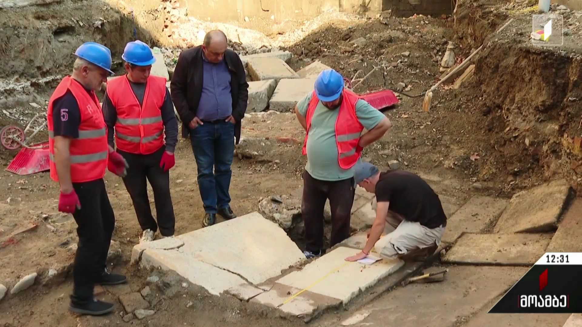 ნეშტების გადასვენება სომხურ პანთეონში