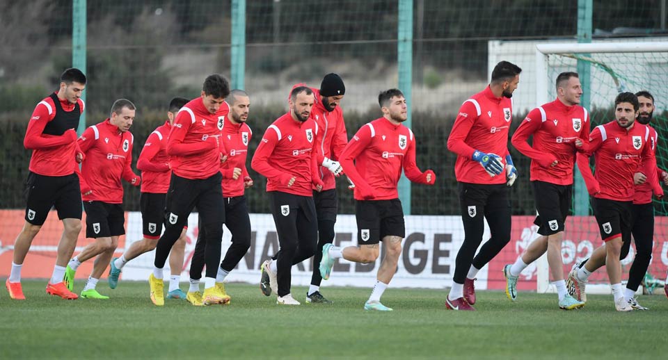 საქართველოს ნაკრებმა შეკრება დაიწყო - სანიოლის განკარგულებაში ჯერ მხოლოდ 15 ფეხბურთელია [ვიდეო] #1TVSPORT