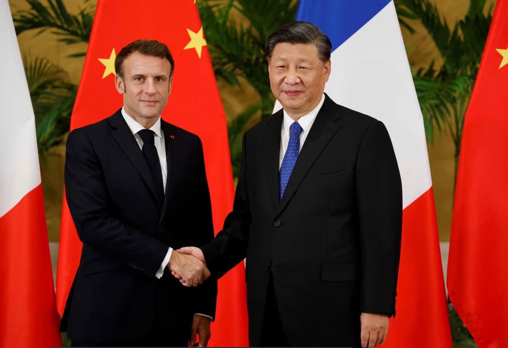 მედიის ცნობით, საფრანგეთის პრეზიდენტმა და ჩინეთის ლიდერმა უკრაინაში ბირთვული იარაღის გამოყენების პრევენციასთან დაკავშირებით პოზიცია დაადასტურეს