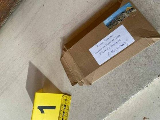 მედიის ცნობით, ესპანეთში, ერთ-ერთ საავიაციო ბაზაზე ფოსტით გაგზავნილი საეჭვო პაკეტი აღმოაჩინეს