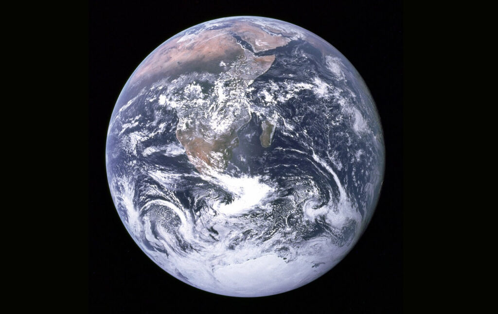 საკულტო ფოტოს, რომელზეც სრული დედამიწა პირველად ასახეს მთელი თავისი დიდებულებით, 50 წელი შეუსრულდა — #1tvმეცნიერება